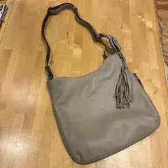 グレー レザー ショルダーバッグ フリンジ付き