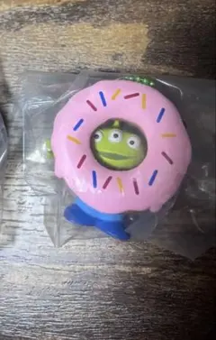 エイリアン　だいすきフード　ひょこっとドーナツ