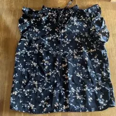 花柄フリルノースリーブシャツ Mサイズ
