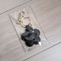 マリークワント　デイジー　バックチャーム　キーホルダー　黒　花　ブラック