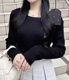 INGNI ワンショルビジュー付肩リボンニット クロ