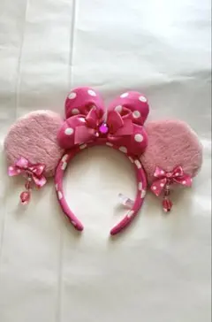 ディズニー　カチューシャ　ミニー　ピンク　ふわふわ　イヤリング　リボン