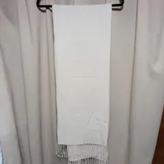 passage mignon ホワイト マフラー ストール フリンジ付き