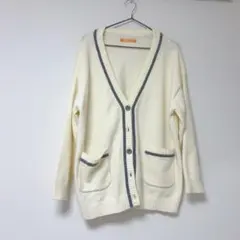 Fi.n.t アイボリー　カーディガン　秋冬