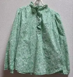 H&M フリルネックブラウス　フリル襟　花柄　グリーン　インド　アロハ柄のサムネイル