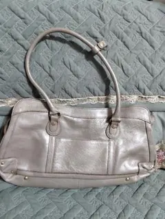 ダコタ　グレー レザー ハンドバッグ