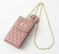 新品 インゲボルグ♥カメリアコサージュ付きキルティングスマホ 