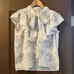 ♡美品♡セルフォード バリエーションタックブラウス ボタニカル 白 青 