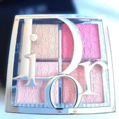 Dior ✨新品✨バックステージ グロウ マキシマイザー パレット004