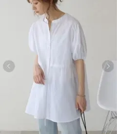 frames RAY CASSIN 前後2WAYバンドカラーチュニックブラウスのサムネイル