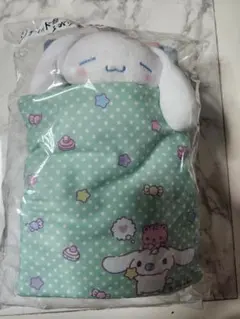 新品未使用品　シナモロールグッズ　ティッシュボックスカバー　ベッド型