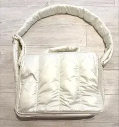 calin マザーズバッグ　LATTE calinマザーズバッグ ラテ 新品 - メルカリ