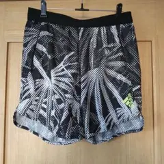 adidas パームツリー柄 ショートパンツＬサイズ