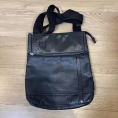 ブラック ショルダーバッグ 合成皮革