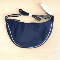 Item thumbnail for item e8f507d4-290c-4238-8585-ceb6f1dfc9e1