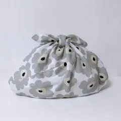 あずま袋＊小さめ・マチ付き〈グレーフラワー〉エコバッグ、お弁当袋 ハンドメイド