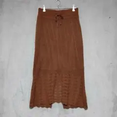ehka sapo♡タグ付未使用♡かぎ編み ロングナロースカート ブラウン Fのサムネイル