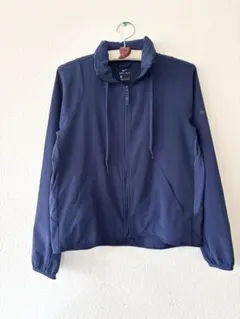 ナイキ　ランニングウェア　ジャケット　パーカー　レディースL ストレッチ