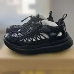 KEEN UNEEK WK ブラック/シルバー 24.0㎝