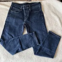 美品 ユニクロジーンズ スキニーデニム S サイズ30 ダークブル 紺 ネイビー