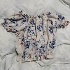 フラワープリント オフショルダー 半袖ブラウス