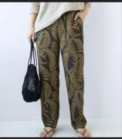 ジャーナルスタンダード　レリューム　リーフプリントパンツ