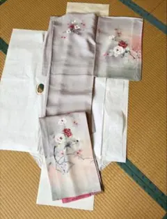 着物【留袖】仮絵羽 百貫石峰 落款 椿 桜 ピンク 正絹 秀品 - メルカリ