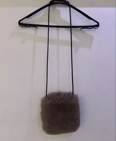 ファーショルダーバッグ　　アフタヌーンティー