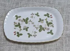 【最終価格】ウェッジウッド　ワイルドストロベリー　スクエアプレート