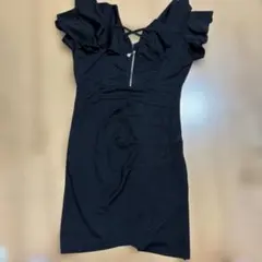 Tika フリル付きブラックタイトドレス