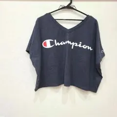 Champion　Vネック　カットソー　ロゴ刺繍　　プリント　ゆるダボショート丈