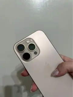 iPhone 16 Pro 256GB 沙漠ゴールド