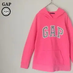 【美品】GAP　ギャップ　パーカー　アーチロゴ　刺繍　プルオーバー　ピンク　S