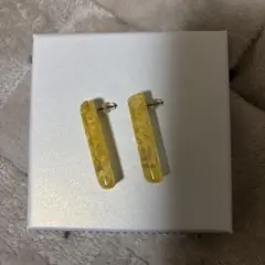 イエロー樹脂ストレートバー ピアス