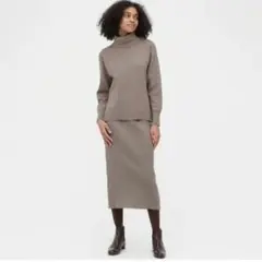 ユニクロ　スフレヤーン　セットアップ　スカート　タートル　ニット　ベージュ