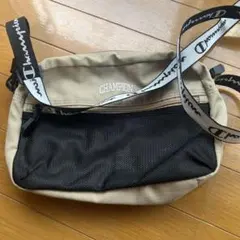 Champion ショルダーバッグ ベージュのサムネイル
