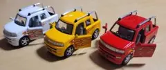 トヨタ博物館プルバックカープレミアムミニカーとトヨタFJクルーザーの
