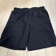 《akiraパパ様専用》 アンダーアーマー　黒のハーフパンツ