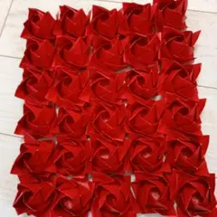 折り紙　バラ　薔薇　福山ローズ　 赤　30個のサムネイル