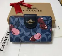 COACH チェリー柄 二つ折り財布 CZ347 いいね要りません - メルカリ