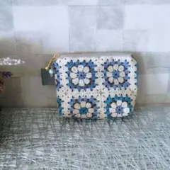 リアルモチーフ柄ポーチ　小物入れ　ミニポーチ　北欧