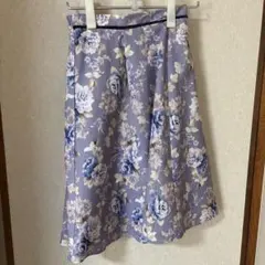 トッコ　スカート　花柄のサムネイル