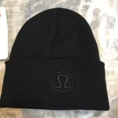 Lululemon 黒 折り返しニット帽のサムネイル