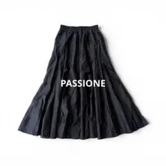 美品 PASSIONE パシオーネ ヤマダヤ ギャザー フレアロングスカートのサムネイル