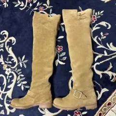 Item thumbnail for item 65c8a49b-842c-4d81-8584-7a5d5c4ce95b