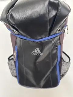 adidas バックパック 黒・青