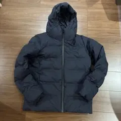 【未使用級】ユニクロ シームレスダウンパーカ ネイビー サイズM