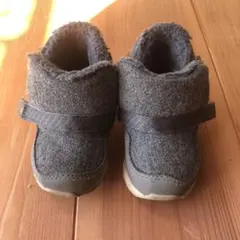 New Balance グレー ブーツ 12のサムネイル