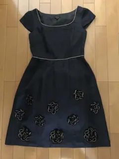 トッカ黒ワンピース