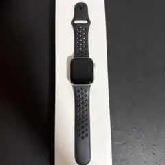 (本日限定価格) Apple Watch SE 第2世代 40mmバンド2つ付き